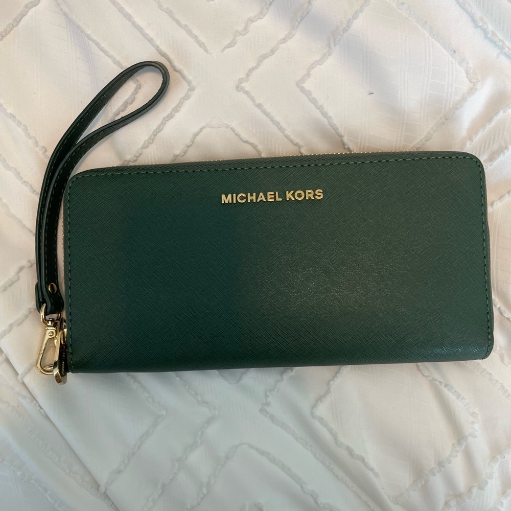 Michael Kors Purse and Wallet - Picture 6 of 10
